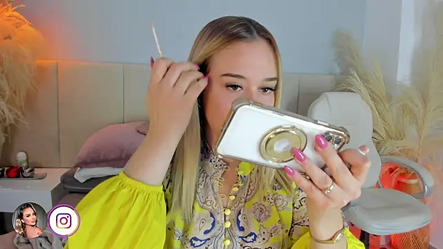 Snapshot of sofia_pamela chatting on 02-04-26, 07:09 sofia pamela online show from 02-04-26, 07:09