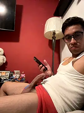 Magicerosxx69 online show from 11-28-25, 08:50