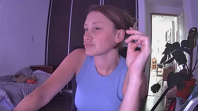 stupid babybird online show from 12-19-25, 09:11