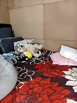 Snapshot of Ngamla123 chatting on 12-15-25, 09:41 Ngamla123 online show from 12-15-25, 09:41