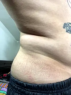 TheKing6ix9ine69 online show from 09-28-25, 10:37