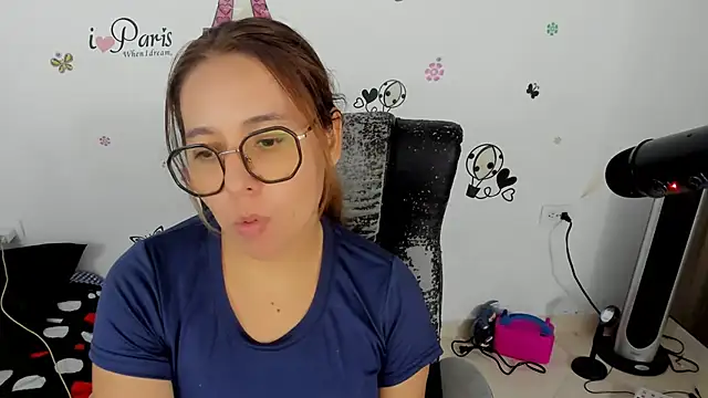 isa loves cum online show from 04-10-26, 06:45