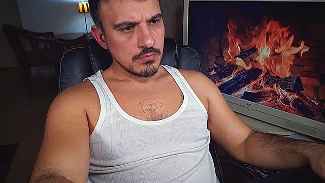 Snapshot of officeman7 chatting on 02-04-25, 06:38 officeman7 online show from 02-04-25, 06:38