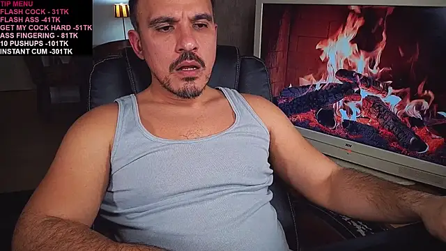 Snapshot of officeman7 chatting on 02-20-25, 04:25 officeman7 online show from 02-20-25, 04:25