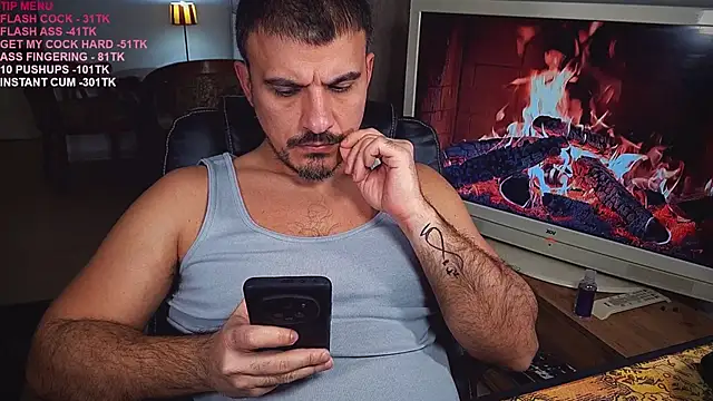 Snapshot of officeman7 chatting on 02-22-25, 06:41 officeman7 online show from 02-22-25, 06:41