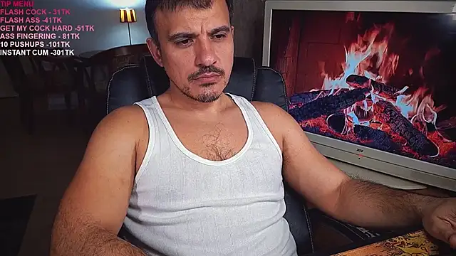 Snapshot of officeman7 chatting on 03-17-25, 04:54 officeman7 online show from 03-17-25, 04:54