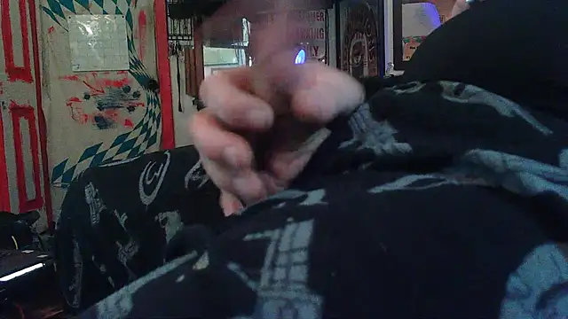 Snapshot of duggiefresh chatting on 01-30-25, 06:32 duggiefresh online show from 01-30-25, 06:32