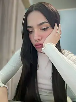 Snapshot of ShannonShanny chatting on 01-22-25, 09:32 ShannonShanny online show from 01-22-25, 09:32