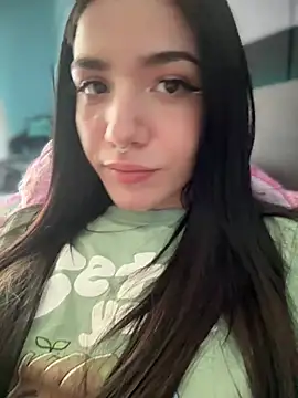 Snapshot of ShannonShanny chatting on 03-13-25, 01:18 ShannonShanny online show from 03-13-25, 01:18