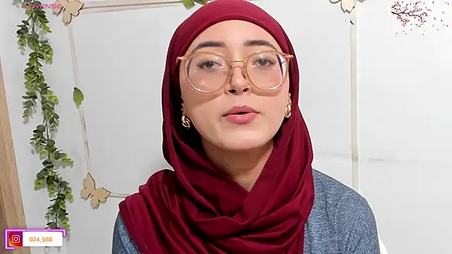 Snapshot of aysel_elid chatting on 06-23-26, 09:35 aysel elid online show from 06-23-26, 09:35
