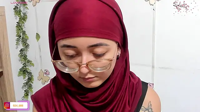 Snapshot of aysel_elid chatting on 08-04-26, 07:05 aysel elid online show from 08-04-26, 07:05