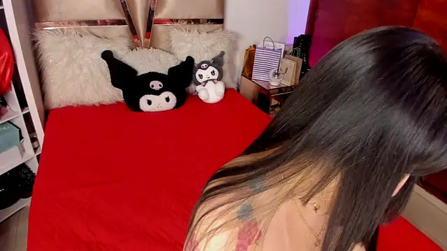 Nikole66  online show from 11-11-25, 02:44