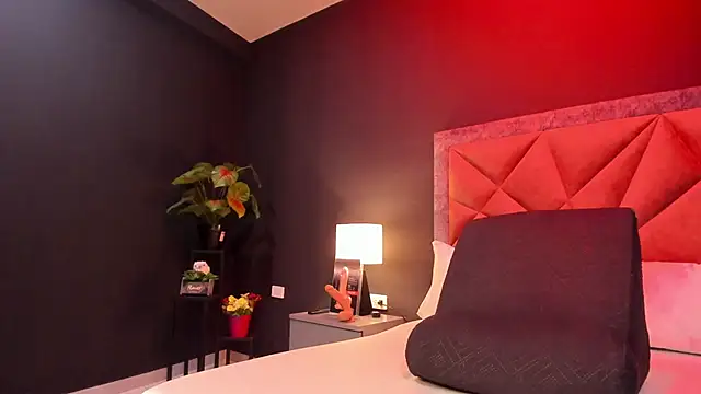 mia milff online show from 10-10-25, 06:18