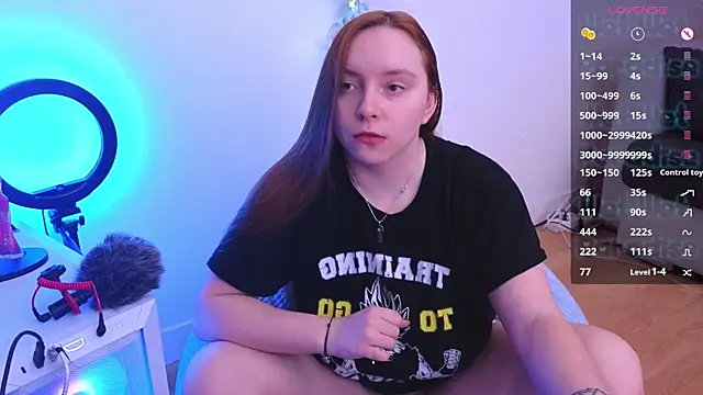 Snapshot of _Yummy_Girl_ chatting on 12-30-24, 07:48 Yummy Girl online show from 12-30-24, 07:48