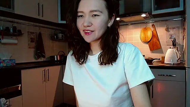 Snapshot of Kelly_Yon chatting on 03-12-25, 09:03 Kelly Yon online show from 03-12-25, 09:03