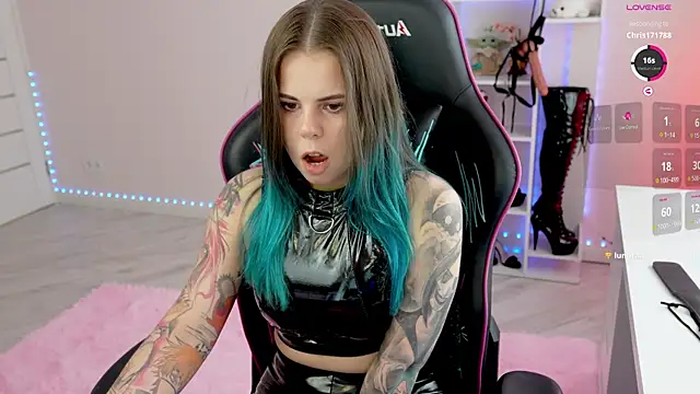 Latex Kitty online show from 07-04-26, 11:27