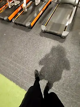 Snapshot of Exhibitionsplit chatting on 03-02-25, 09:43 Exhibitionsplit online show from 03-02-25, 09:43