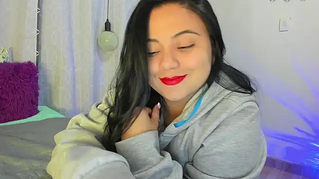 Snapshot of aleteacher chatting on 10-13-25, 06:02 aleteacher online show from 10-13-25, 06:02