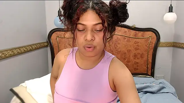 Snapshot of Naomi_Tylers chatting on 02-05-25, 01:26 Naomi Tylers online show from 02-05-25, 01:26