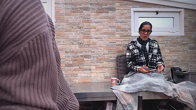 Snapshot of barfantasy chatting on 11-08-25, 10:59 barfantasy online show from 11-08-25, 10:59