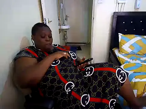 Snapshot of Sweetthick001 chatting on 05-01-26, 10:53 Sweetthick001 online show from 05-01-26, 10:53
