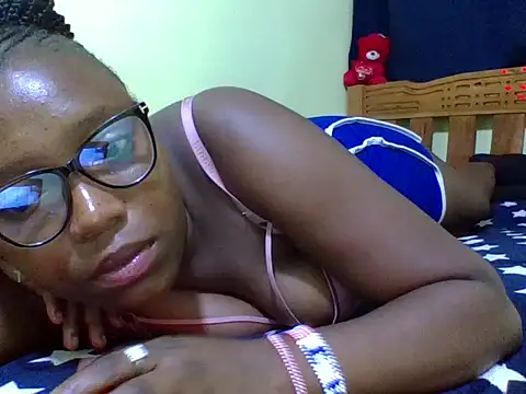 Snapshot of verginpussy01 chatting on 07-05-26, 01:45 verginpussy01 online show from 07-05-26, 01:45