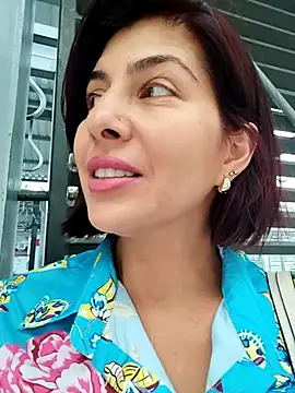 Snapshot of scarlett_moore chatting on 03-15-25, 10:00 scarlett moore online show from 03-15-25, 10:00