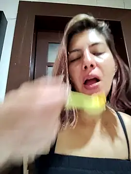 Snapshot of scarlett_moore chatting on 09-15-25, 01:11 scarlett moore online show from 09-15-25, 01:11