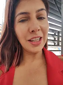 Snapshot of scarlett_moore chatting on 11-28-25, 04:31 scarlett moore online show from 11-28-25, 04:31