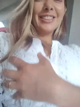 scarlett moore online show from 05-18-26, 05:52