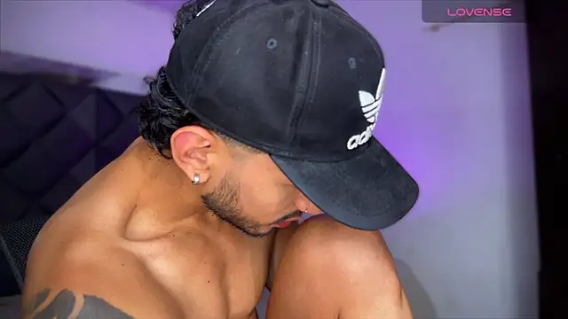 AxelKing1326 online show from 02-01-25, 10:13