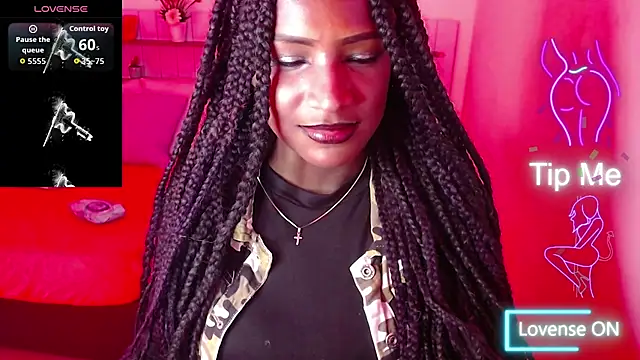 Snapshot of NikitaKiss chatting on 11-21-25, 04:27 NikitaKiss online show from 11-21-25, 04:27