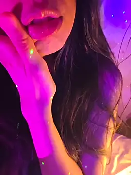 aloneathome online show from 12-18-25, 08:53