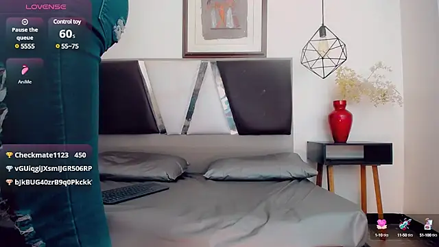 Snapshot of hilary_rodriguez chatting on 02-11-25, 01:41 hilary rodriguez online show from 02-11-25, 01:41