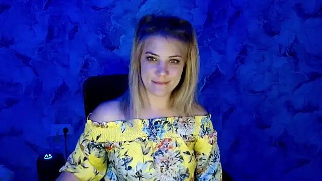 Snapshot of nika_gold1 chatting on 05-29-26, 05:55 nika gold1 online show from 05-29-26, 05:55