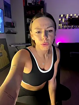 Snapshot of SexOnMyLvL chatting on 11-01-25, 10:01 SexOnMyLvL online show from 11-01-25, 10:01