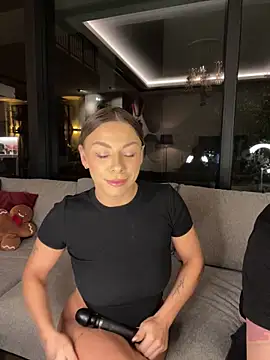 Snapshot of SexOnMyLvL chatting on 12-15-25, 09:41 SexOnMyLvL online show from 12-15-25, 09:41