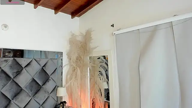 sofhiaa adaams online show from 11-10-25, 09:47