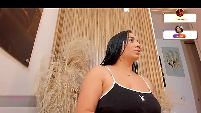 Snapshot of sofhiaa_adaams chatting on 02-15-26, 05:09 sofhiaa adaams online show from 02-15-26, 05:09