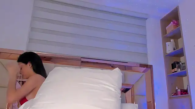 Snapshot of violetta-brown1 chatting on 01-24-25, 03:22 violetta-brown1 online show from 01-24-25, 03:22