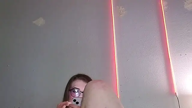 kittykat 1999xh online show from 10-19-25, 03:40