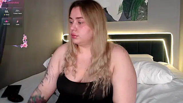 LadySambuca online show from 01-19-26, 06:17