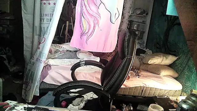 Ombeline1 online show from 02-25-25, 11:08