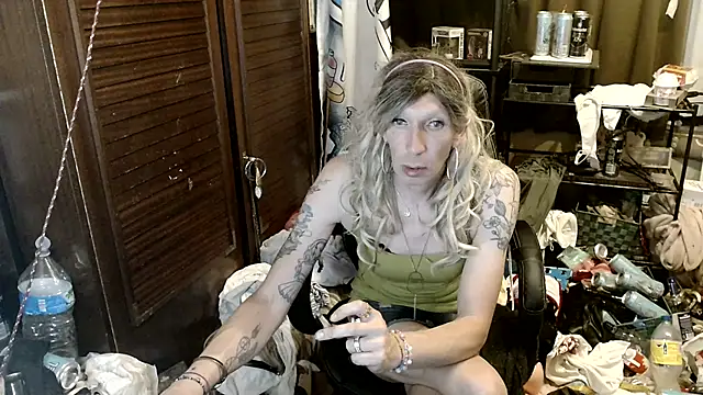 Ombeline1 online show from 07-03-26, 10:27