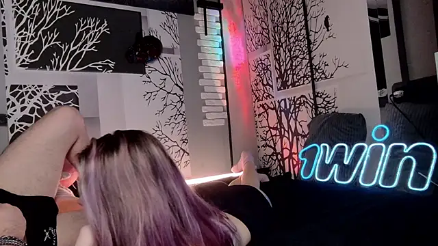 niki7377 online show from 02-21-25, 04:26