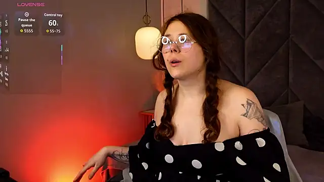 SophiePure online show from 01-16-26, 08:35