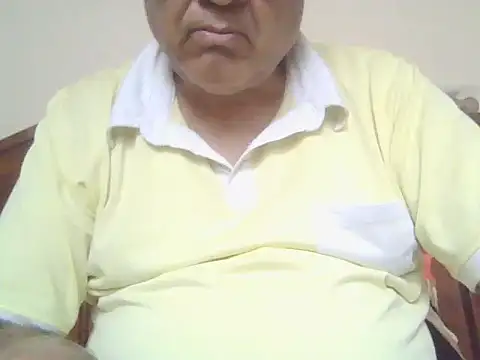 Snapshot of Nuttysub chatting on 11-07-25, 01:49 Nuttysub online show from 11-07-25, 01:49