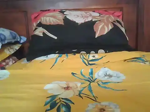 Snapshot of Nuttysub chatting on 11-19-25, 02:44 Nuttysub online show from 11-19-25, 02:44