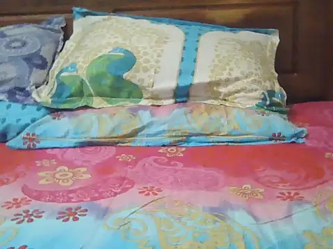 Nuttysub online show from 12-17-25, 01:55