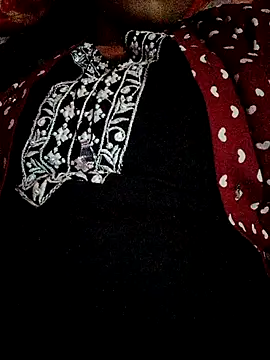 Snapshot of Mangla_Bhabhi chatting on 11-27-25, 01:40 Mangla Bhabhi online show from 11-27-25, 01:40